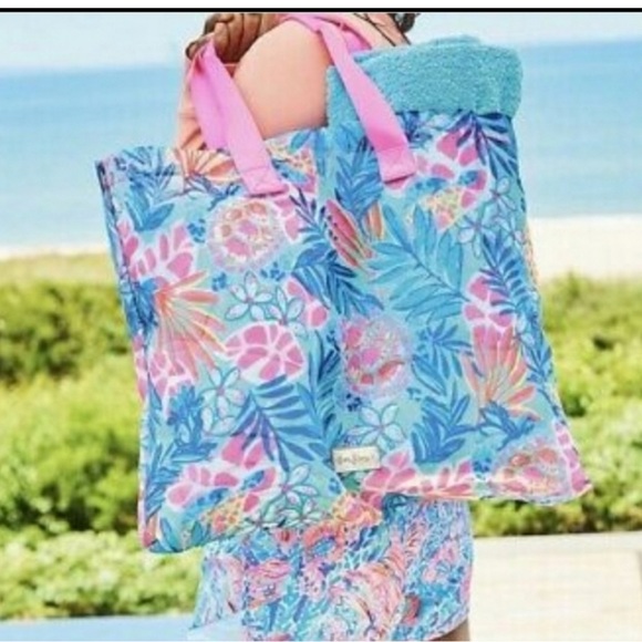 Lilly Pulitzer mesh shopper tote - Picture 2 of 2